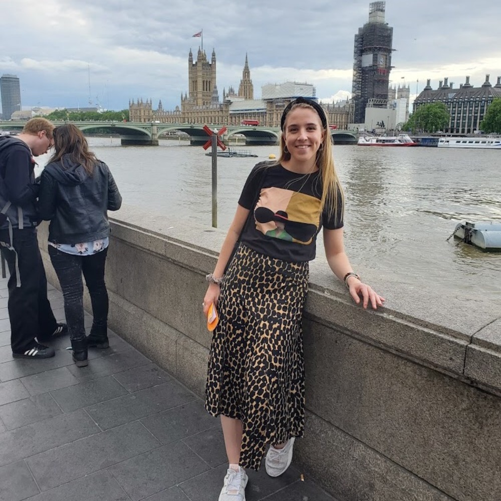 Meet your Posher, Lauren